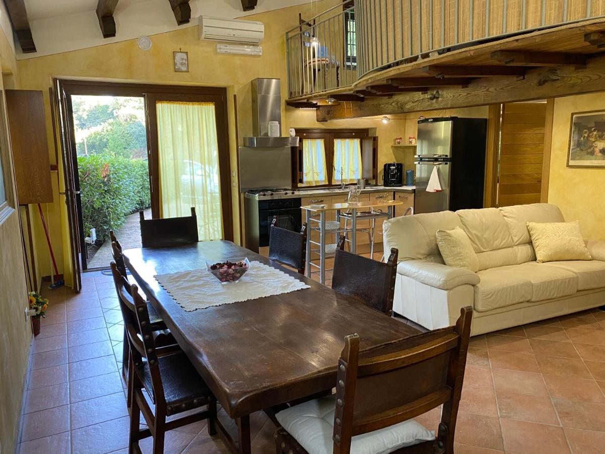 Casetta Santa Fortunata Guest House 수트리 외부 사진
