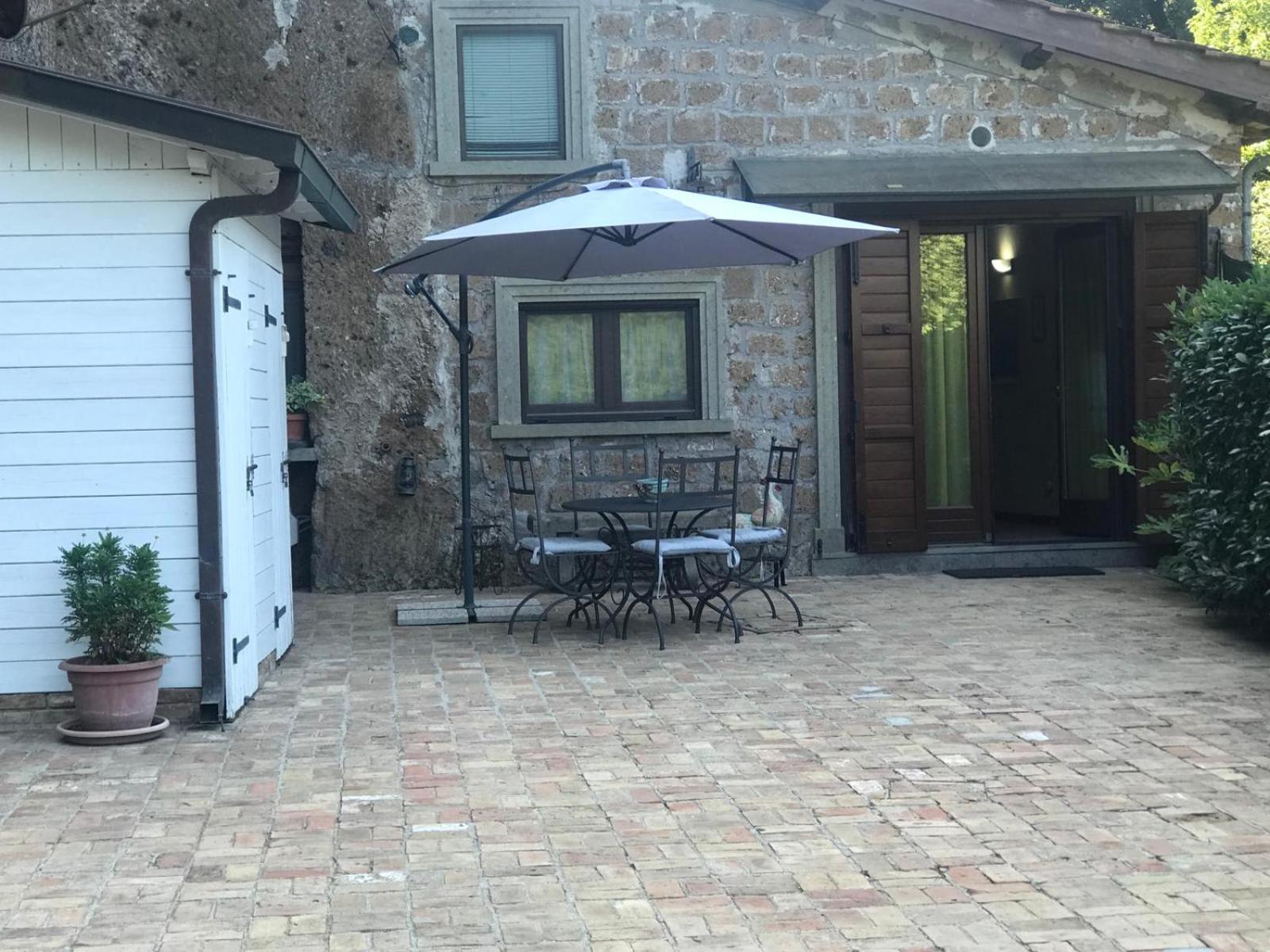 Casetta Santa Fortunata Guest House 수트리 외부 사진